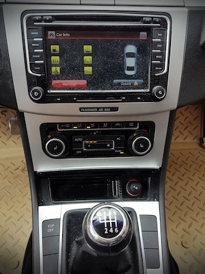 Vw Passat B6 2.0Tdi,An2010,140cp,Euro5,233000km,navi,klima,carlig,distributie+kit ambreiaj nou,3500E - imagine 10