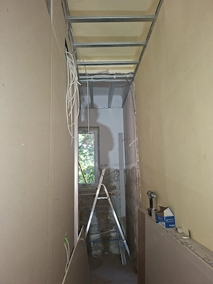 electrician și instalator