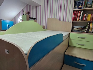 Mobilier complet cameră copii   ansamblu paturi, birou, dulapuri, bibliotecă   stare impecabilă