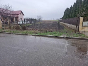 Teren intravilan de vânzare   Huși - imagine 4