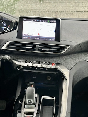 Peugeot 3 km Faruri Carte service Rate Garantie - imagine 14