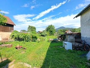 Casă spațioasă cu livadă, teren de 1.690 mp și panouri fotovoltaic,  Săcele, BV - imagine 2