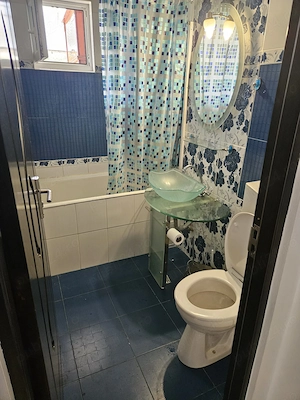 Închiriez apartament - imagine 4