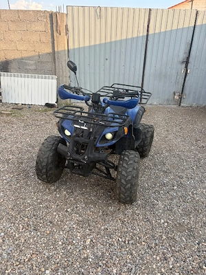 vand doua atv-uri