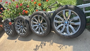 Vand cauciucuri noi cu jante originale BMW 225/45/R17