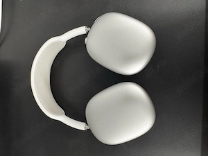 AirPods Max