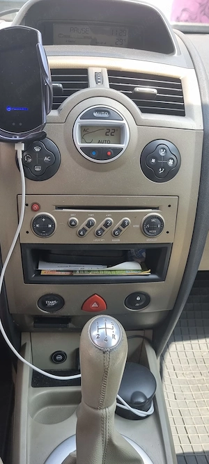 Vând autoturism RENAULT-MEGANE 2 SEDAN-PRIVILEGE- unic propietar - imagine 9