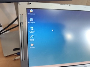 Laptop vintage Fujitsu Lifebook B2452 series cu touchscreen 