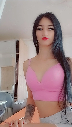 Buna sunt Andreea dorinca de Aventura Amanta perfecta