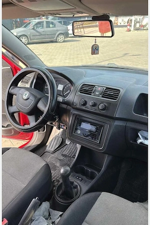 Skoda Fabia motor 1.2,an 2010 - imagine 5