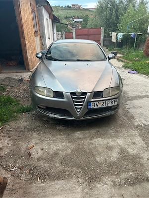 vând alfa Romeo GT  - imagine 3