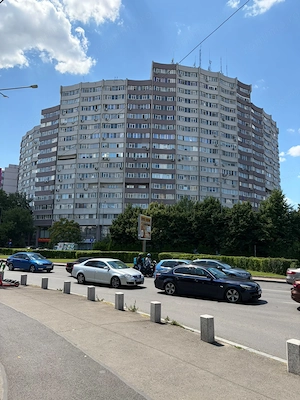 Apartament cu 4 camere de vânzare Lujerului Militari - imagine 2