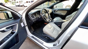 Volvo V60 hibrid 2015  - imagine 7