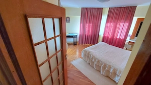 Apartament 3 camere , - ,INDEPENDENTEI -UMF - imagine 2
