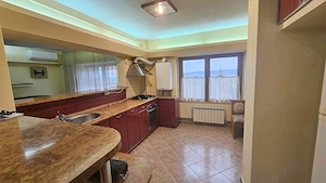 Apartament 3 camere , - ,INDEPENDENTEI -UMF - imagine 7