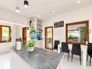 Vila spatioasa, moderna - 170 mp utili teren 426 mp — 274.900 € - imagine 3