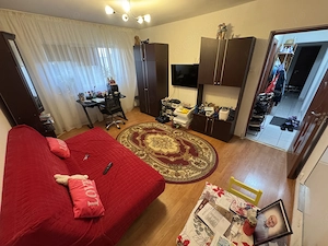 Apartament 3 camere zona Inel 2 cu Centrala