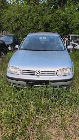 Dezmembrez Volkswagen Golf 4, break, 1.9 tdi, an 2001 - imagine 9