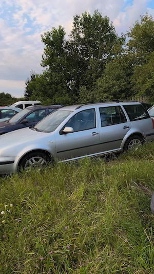 Dezmembrez Volkswagen Golf 4, break, 1.9 tdi, an 2001 - imagine 8