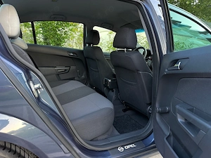 Opel Astra H Sedan 143.000 KM 1.6 Benzina  - imagine 7
