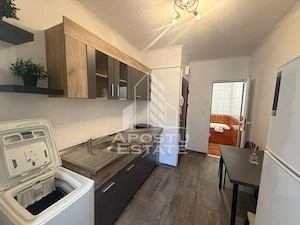 Garsoniera de vanzare, renovata , Zona Lipovei - imagine 5