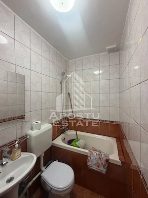 Garsoniera de vanzare, renovata , Zona Lipovei - imagine 9