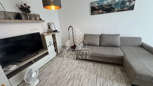 Apartament cu 2 camere, de închiriat, 2 locuri de parcare,Dumbravita