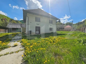 Casa individuala cu 3 camere, 150 mp utili, 2000 mp teren, Ghioncani - imagine 3