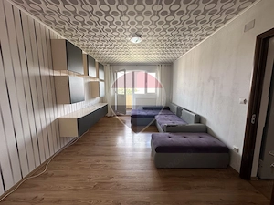 Apartament cu 3 camere de vânzare în zona Soarelui - imagine 4
