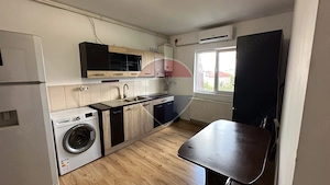 Apartament cu 3 camere de vânzare în zona Soarelui - imagine 8