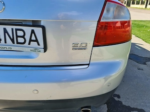 Audi 4 Quattro, motor V6-benzina, 220 CP - imagine 2