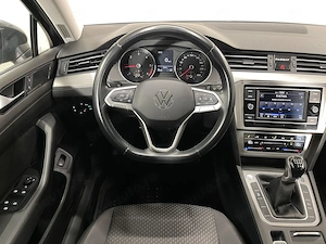 Volkswagen Passat - imagine 6