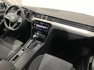 Volkswagen Passat - imagine 8