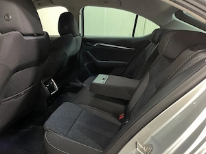 Skoda Octavia - imagine 12
