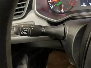 Renault Clio - imagine 18