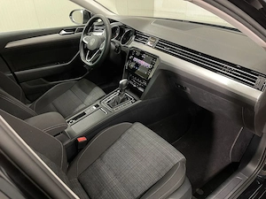 Volkswagen Passat - imagine 10