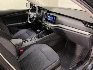 Skoda Octavia - imagine 10