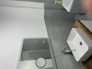 Închiriez apartament cu o cameră  - imagine 7