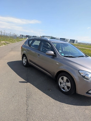 kia ceed 2009 model 2010 facelift  - imagine 4