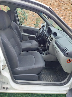 Renault Clio 1.5 dci - imagine 6