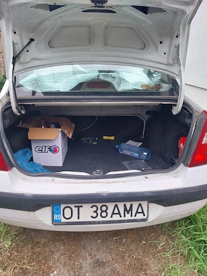 Renault Clio 1.5 dci - imagine 8