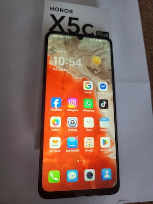 Smartphone Honor X5C Plus impecabil