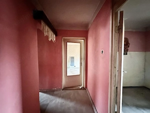 Apartament decomandat cu 3 camere si potential excelent – Zona Soarelui - imagine 4