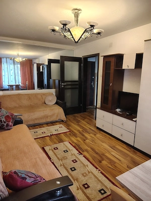 Proprietar inchiriez apartament cu doua camere in zona Dristor - imagine 2