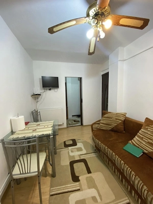 Inchiriez apartament 2 camere cartier Rovine - imagine 7