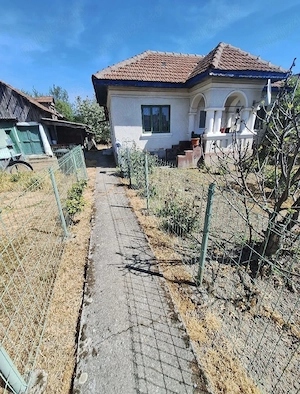 casa de vanzare batraneasca locuibila - imagine 5