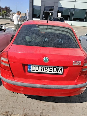 Vând Skoda Octavia  - imagine 2
