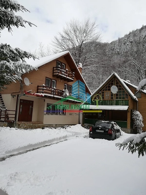 Pensiune de vânzare în Lepșa - Vrancea - imagine 17