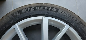 Roti Audi aliaj R18 7.5J ET 37 cu cauciucuri Michelin Pilot Alpin 5 225 50 R18 - imagine 5