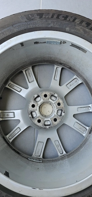 Roti Audi aliaj R18 7.5J ET 37 cu cauciucuri Michelin Pilot Alpin 5 225 50 R18 - imagine 8